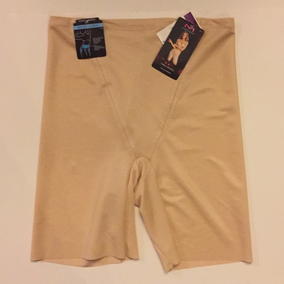Maidenform Intimates & Sleepwear Nwt Maidenform Thigh Slimmer Firm